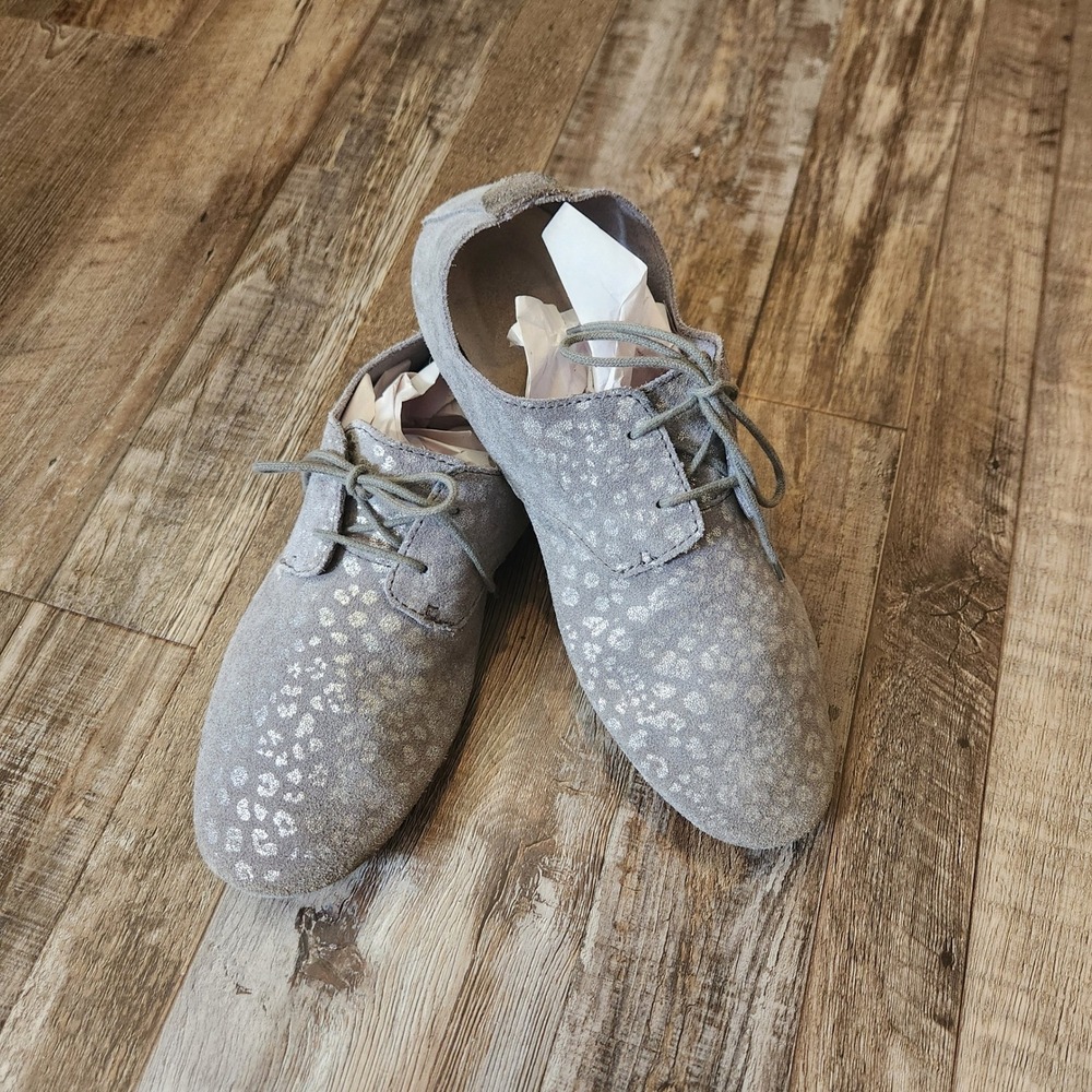 Sanuk Grey Silver Metallic Leopard Print Suede Lace Up Oxford Flats Shoes Size 8